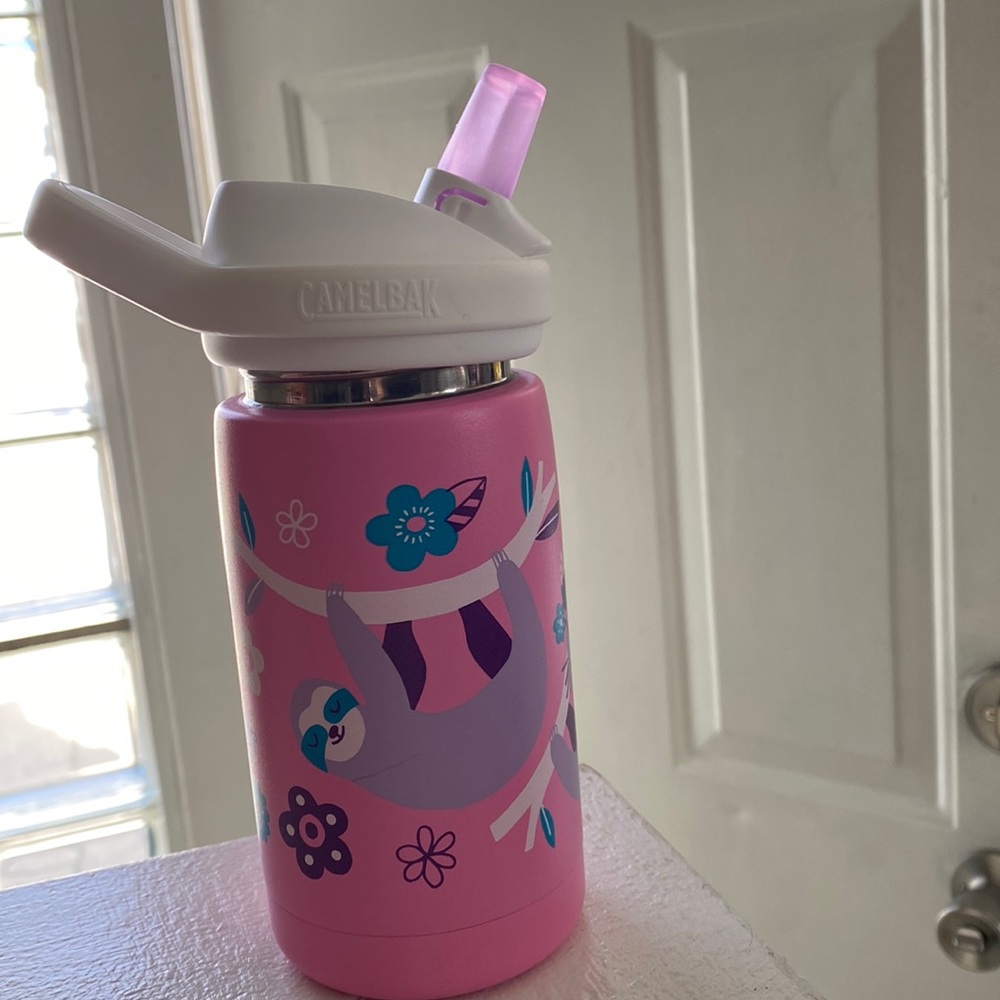 Contigo travel kids cup straw included